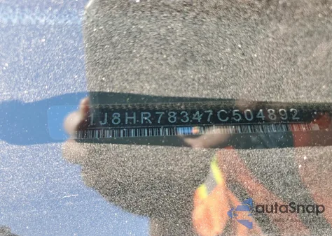 2007 Jeep Grand Cherokee Srt8 z USA, uszkodzony, nr VIN 1J8HR78347C504892